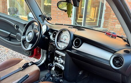 MINI Hatch, 2009 год, 700 000 рублей, 14 фотография