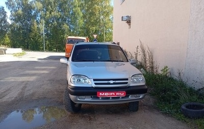 Chevrolet Niva I рестайлинг, 2003 год, 410 000 рублей, 1 фотография