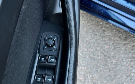 Volkswagen Passat B8 рестайлинг, 2016 год, 2 000 000 рублей, 14 фотография