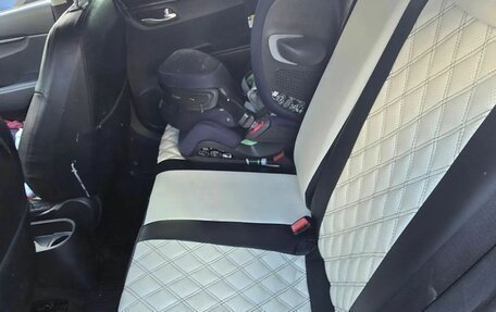 KIA Rio IV, 2017 год, 955 000 рублей, 6 фотография