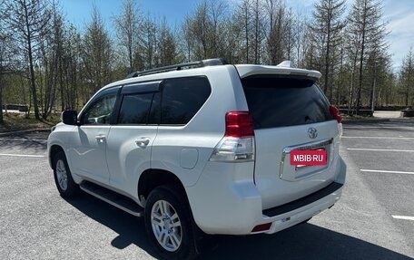 Toyota Land Cruiser Prado 150 рестайлинг 2, 2013 год, 3 750 000 рублей, 5 фотография