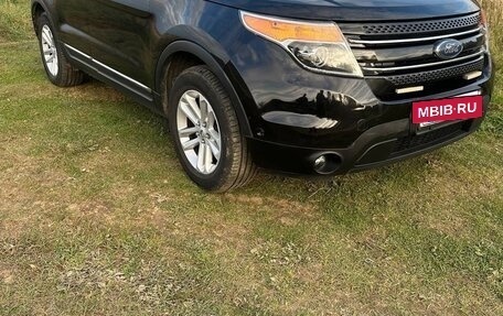 Ford Explorer VI, 2013 год, 1 780 000 рублей, 3 фотография