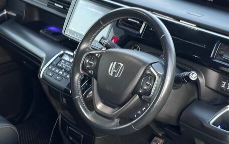Honda Stepwgn IV, 2017 год, 2 300 000 рублей, 5 фотография