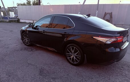 Toyota Camry, 2021 год, 3 300 000 рублей, 16 фотография