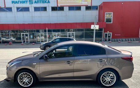 KIA Rio IV, 2018 год, 1 370 000 рублей, 6 фотография