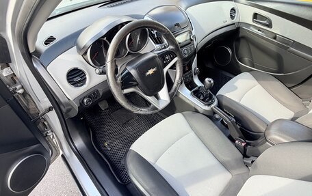 Chevrolet Cruze II, 2013 год, 470 000 рублей, 20 фотография