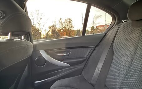 BMW 3 серия, 2017 год, 2 650 000 рублей, 16 фотография