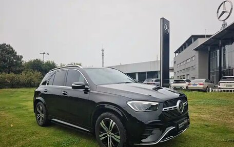Mercedes-Benz GLE, 2024 год, 9 645 450 рублей, 2 фотография