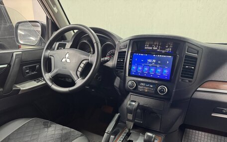 Mitsubishi Pajero IV, 2008 год, 1 850 000 рублей, 10 фотография