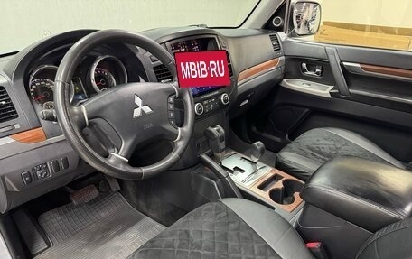 Mitsubishi Pajero IV, 2008 год, 1 850 000 рублей, 20 фотография
