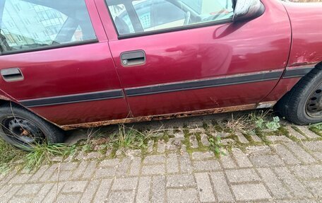 Opel Vectra A, 1992 год, 70 000 рублей, 11 фотография