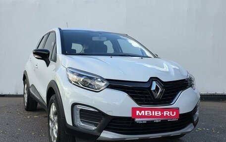 Renault Kaptur I рестайлинг, 2016 год, 1 500 000 рублей, 3 фотография