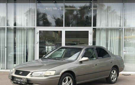 Toyota Camry, 1999 год, 420 000 рублей, 1 фотография