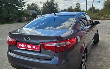 KIA Rio III рестайлинг, 2013 год, 1 050 000 рублей, 5 фотография