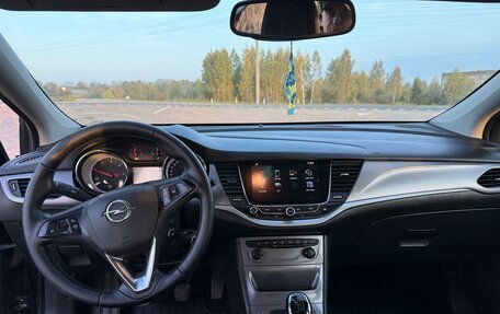 Opel Astra K, 2018 год, 1 070 000 рублей, 8 фотография