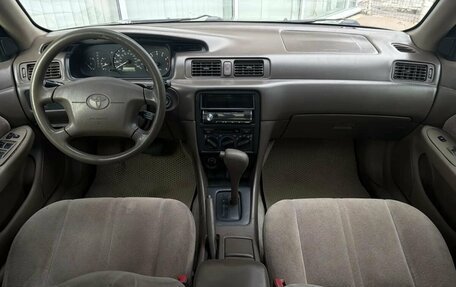Toyota Camry, 1999 год, 420 000 рублей, 9 фотография
