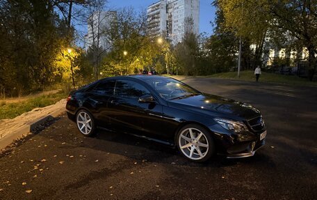 Mercedes-Benz E-Класс, 2015 год, 1 850 000 рублей, 3 фотография