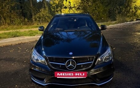 Mercedes-Benz E-Класс, 2015 год, 1 850 000 рублей, 6 фотография