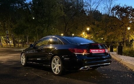 Mercedes-Benz E-Класс, 2015 год, 1 850 000 рублей, 10 фотография