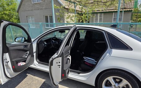 Audi A4, 2014 год, 1 350 000 рублей, 3 фотография
