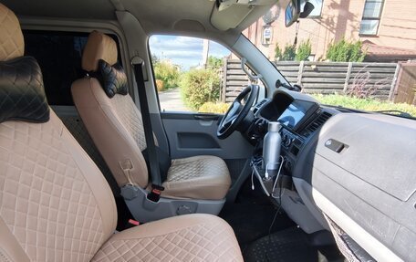 Volkswagen Transporter T5 рестайлинг, 2010 год, 1 950 000 рублей, 7 фотография