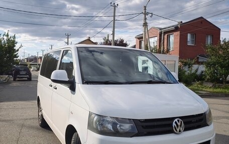 Volkswagen Transporter T5 рестайлинг, 2010 год, 1 950 000 рублей, 2 фотография