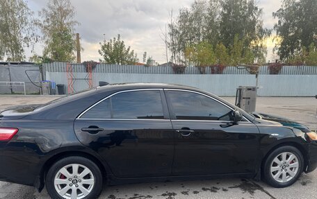 Toyota Camry, 2008 год, 750 000 рублей, 5 фотография