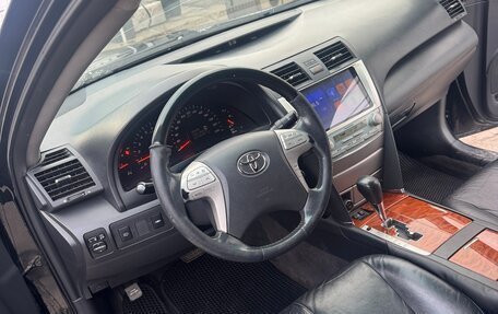 Toyota Camry, 2008 год, 750 000 рублей, 10 фотография