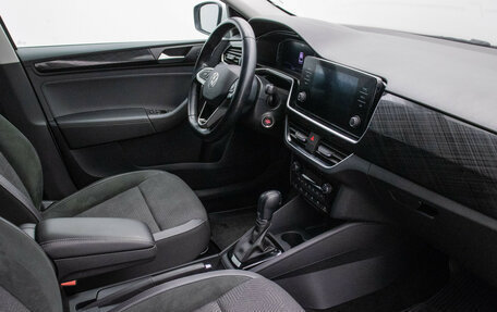 Volkswagen Polo VI (EU Market), 2021 год, 1 745 000 рублей, 9 фотография