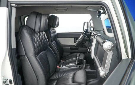 Toyota FJ Cruiser, 2022 год, 6 199 088 рублей, 8 фотография