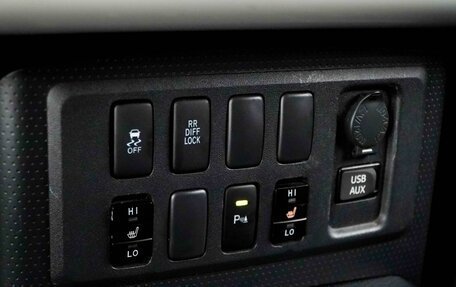 Toyota FJ Cruiser, 2022 год, 6 199 088 рублей, 17 фотография
