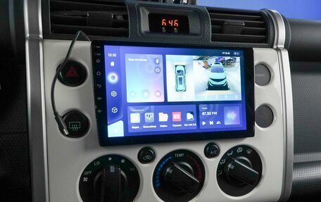 Toyota FJ Cruiser, 2022 год, 6 199 088 рублей, 13 фотография