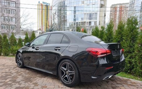 Mercedes-Benz A-Класс, 2019 год, 2 800 000 рублей, 12 фотография