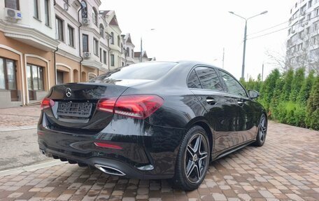 Mercedes-Benz A-Класс, 2019 год, 2 800 000 рублей, 15 фотография