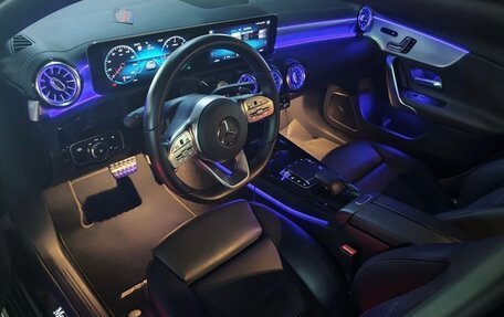 Mercedes-Benz A-Класс, 2019 год, 2 800 000 рублей, 34 фотография