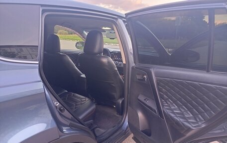 Toyota RAV4, 2013 год, 1 500 000 рублей, 19 фотография
