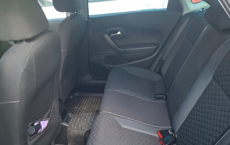 Volkswagen Polo VI (EU Market), 2018 год, 1 000 000 рублей, 6 фотография