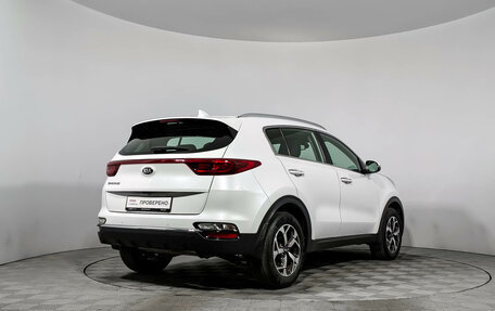 KIA Sportage IV рестайлинг, 2021 год, 2 399 000 рублей, 5 фотография