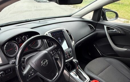 Opel Astra J, 2011 год, 530 000 рублей, 1 фотография