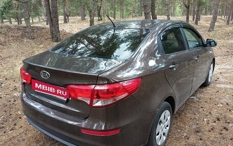 KIA Rio III рестайлинг, 2016 год, 725 000 рублей, 3 фотография