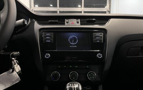 Skoda Octavia, 2019 год, 1 800 000 рублей, 13 фотография