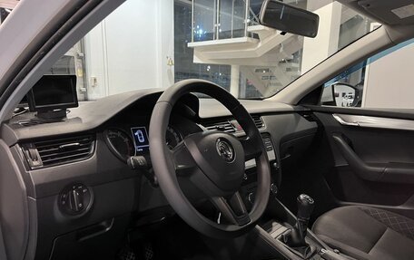 Skoda Octavia, 2019 год, 1 800 000 рублей, 23 фотография