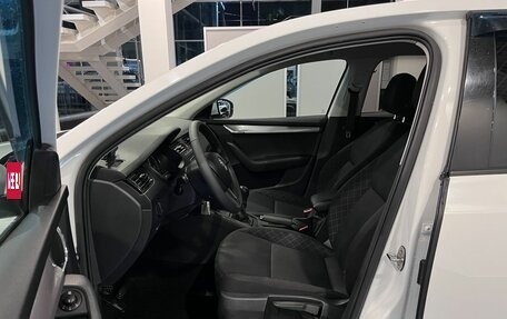 Skoda Octavia, 2019 год, 1 800 000 рублей, 16 фотография