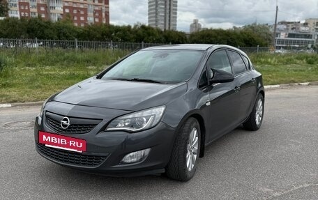 Opel Astra J, 2011 год, 530 000 рублей, 6 фотография