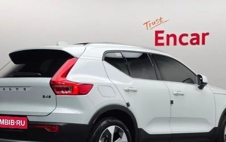 Volvo XC40 I, 2022 год, 4 649 844 рублей, 3 фотография