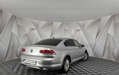 Volkswagen Passat B8 рестайлинг, 2017 год, 1 895 000 рублей, 2 фотография