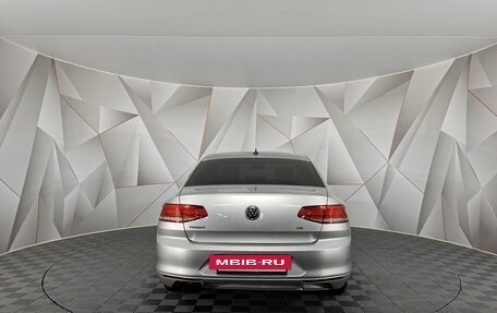 Volkswagen Passat B8 рестайлинг, 2017 год, 1 895 000 рублей, 8 фотография