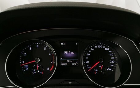Volkswagen Passat B8 рестайлинг, 2017 год, 1 895 000 рублей, 18 фотография
