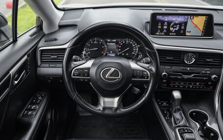 Lexus RX IV рестайлинг, 2018 год, 3 530 551 рублей, 15 фотография