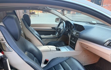 Mercedes-Benz E-Класс, 2016 год, 3 200 000 рублей, 9 фотография